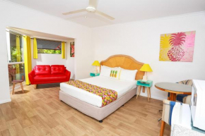 Отель Port Douglas Motel  Порт Дуглас